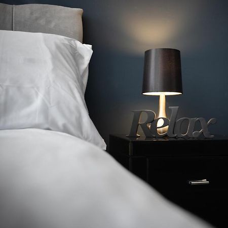 Boutique Family Apartment In Celebrity Village. Barnt Green 외부 사진