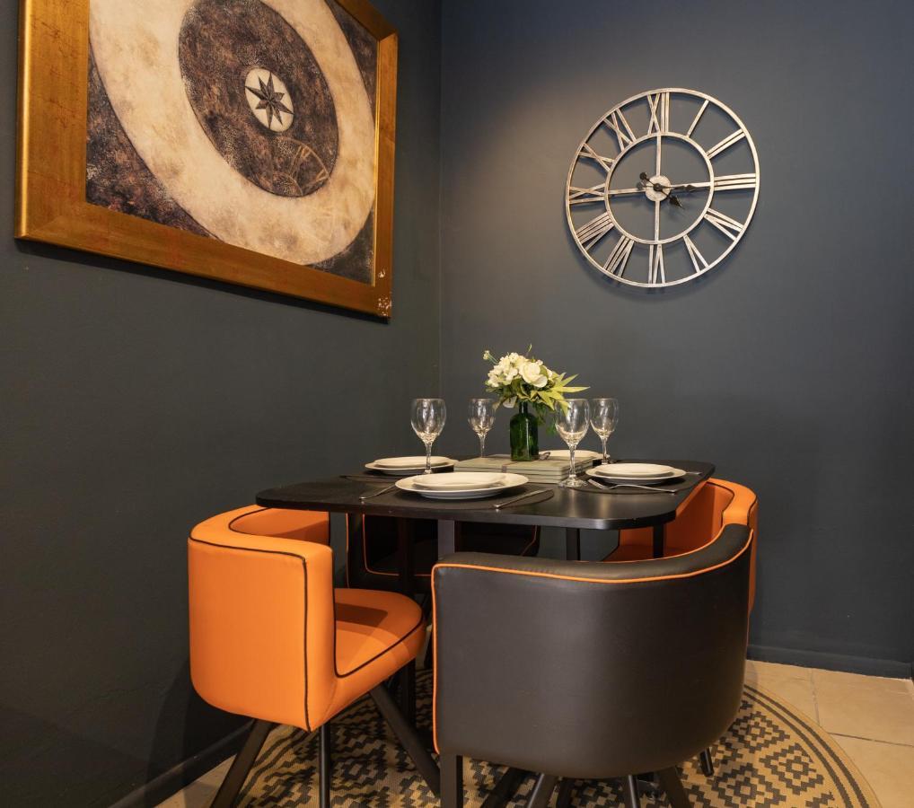 Boutique Family Apartment In Celebrity Village. Barnt Green 외부 사진